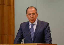 Lavrov diz que Rússia quer retomar laços com o ocidente