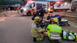 Acidente com dois caminhões na BR-381 deixa dois mortos em MG