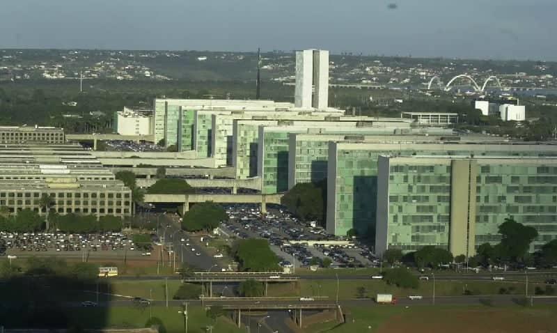 Aliados de Alcolumbre devem ser exonerados pelo Governo