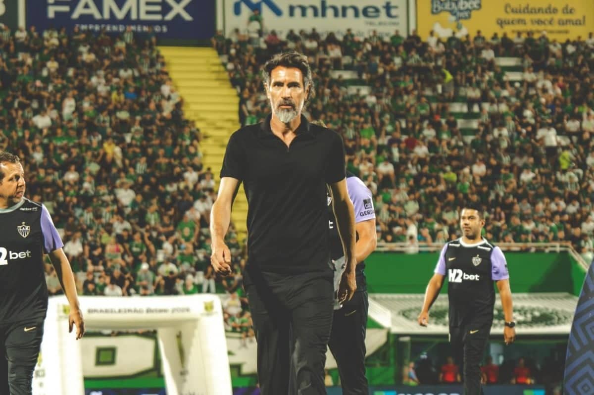 Atlético usa base e poupa titulares contra o Cienciano