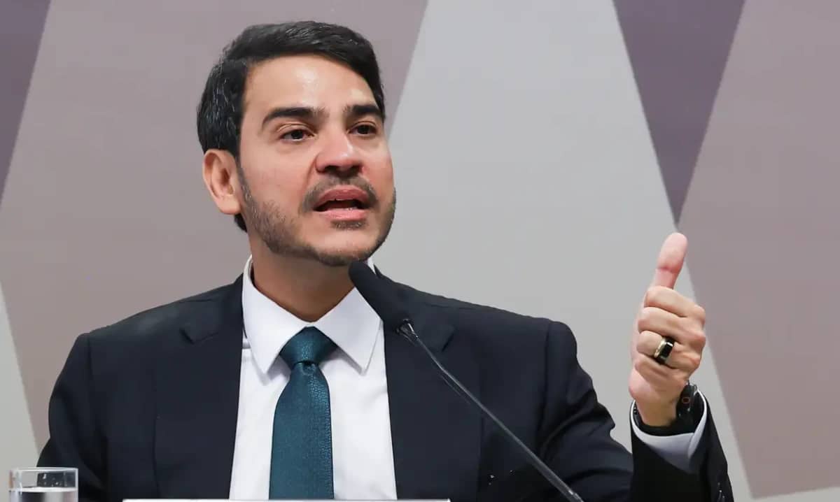 Senado rejeita indicação de Jorge Messias ao STF e impõe derrota inédita a Lula