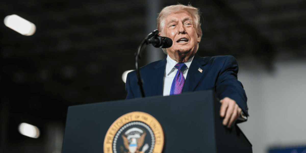 Desaprovação a Trump sobe para 59,8% em maio, aponta Atlas/Intel