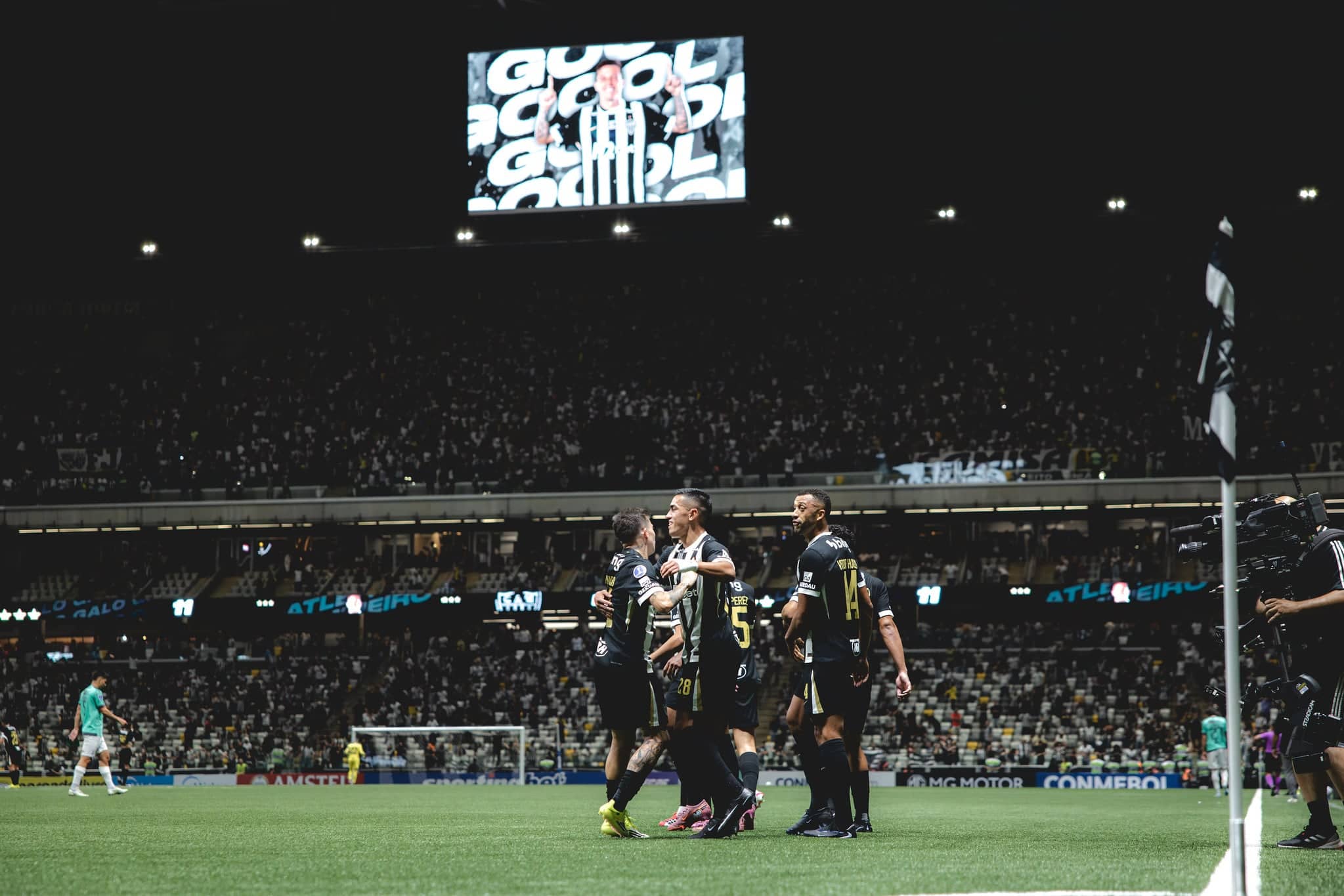 Atlético pode ter desfalques no clássico contra o Cruzeiro