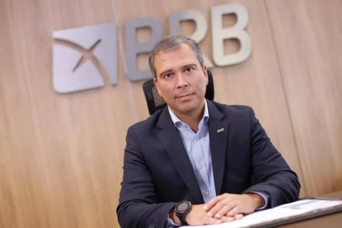 Ex-presidente do BRB segue preso após decisão do STF