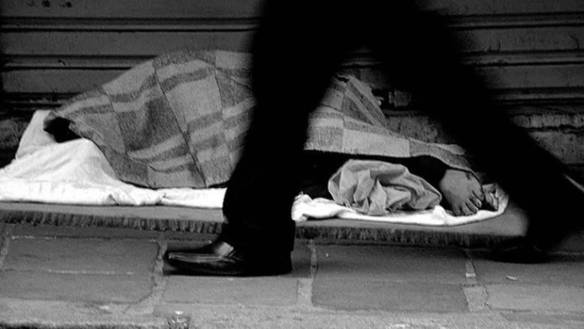 Câmara de BH aprova passagens para moradores de rua voltarem à cidade de origem