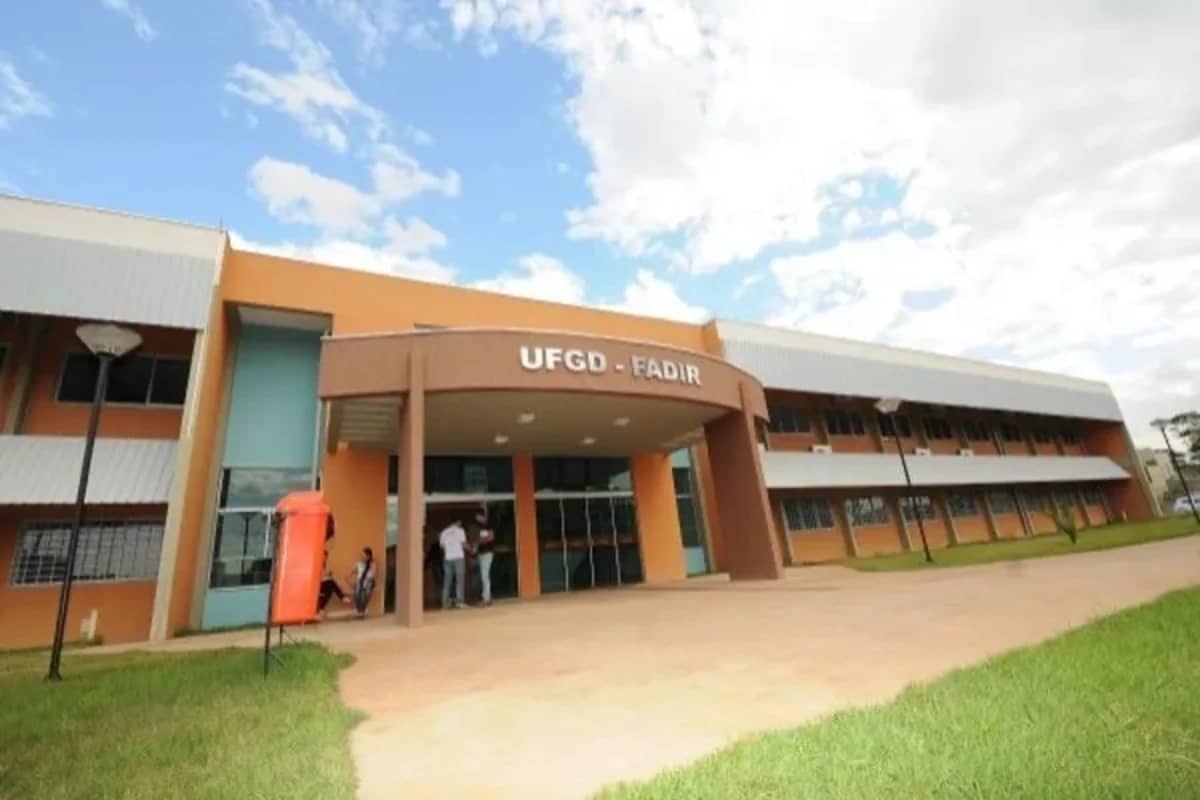 MS: Estudante de 20 anos morre após mal súbito em universidade 