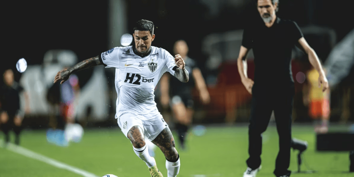 Com quatro jogos seguidos sem atuar, Dudu vive afastamento no Atlético