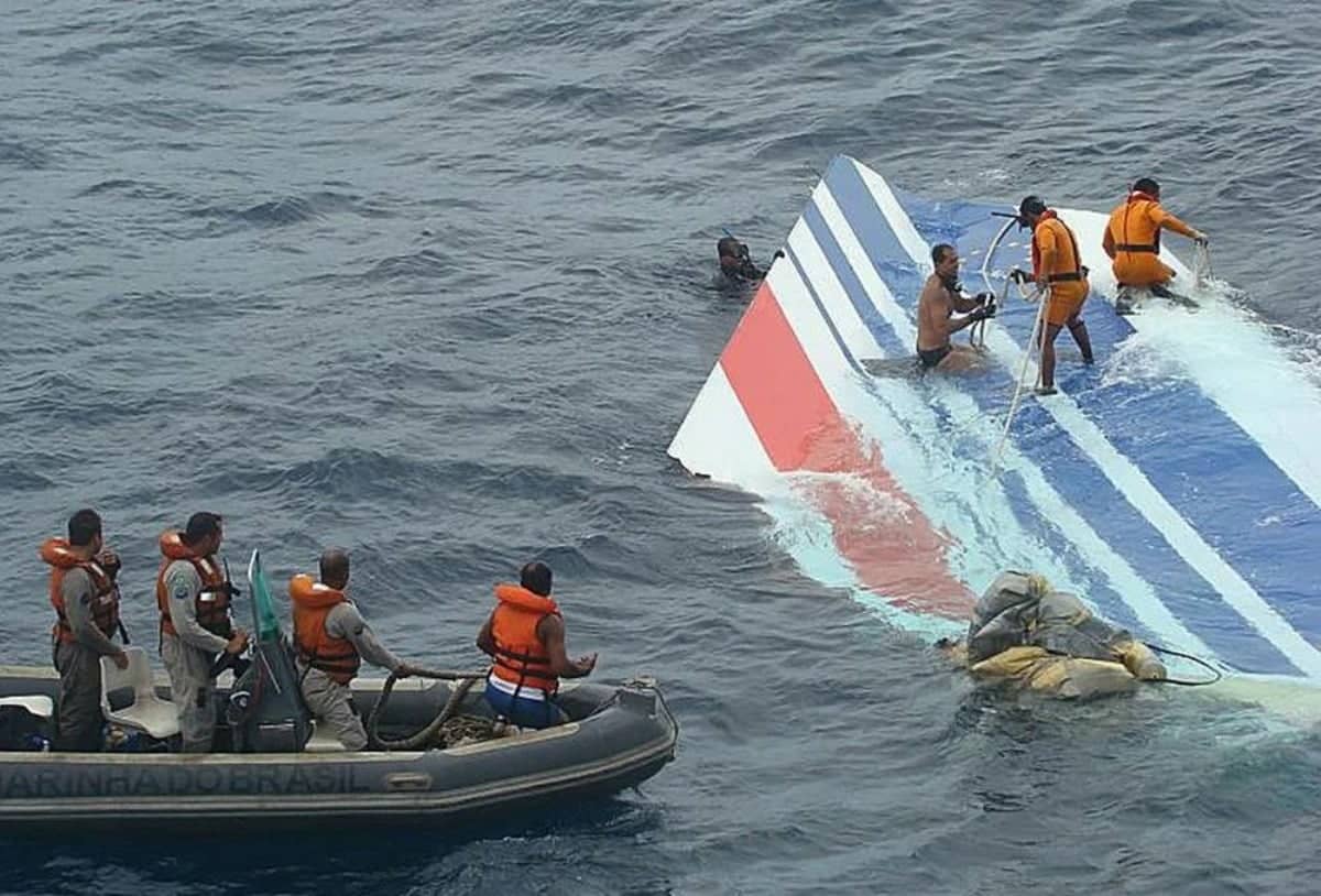 Airbus e Air France são condenadas por tragédia que matou 228 em 2009
