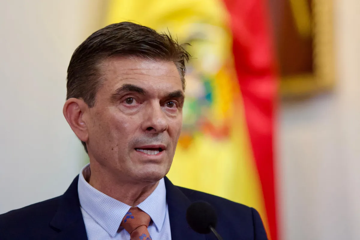 Bolívia permite intervenção das Forças Armadas em meio a protestos