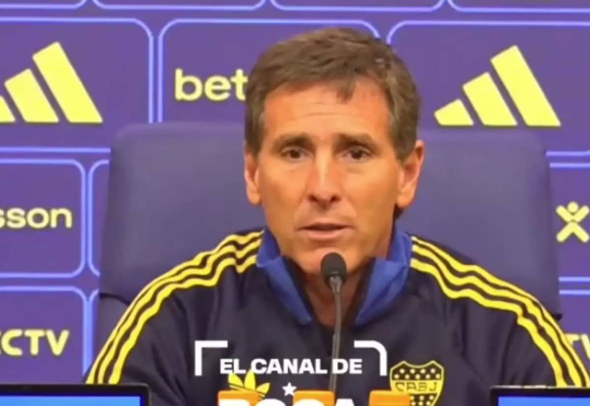 Técnico do Boca detona árbitro após empate com Cruzeiro