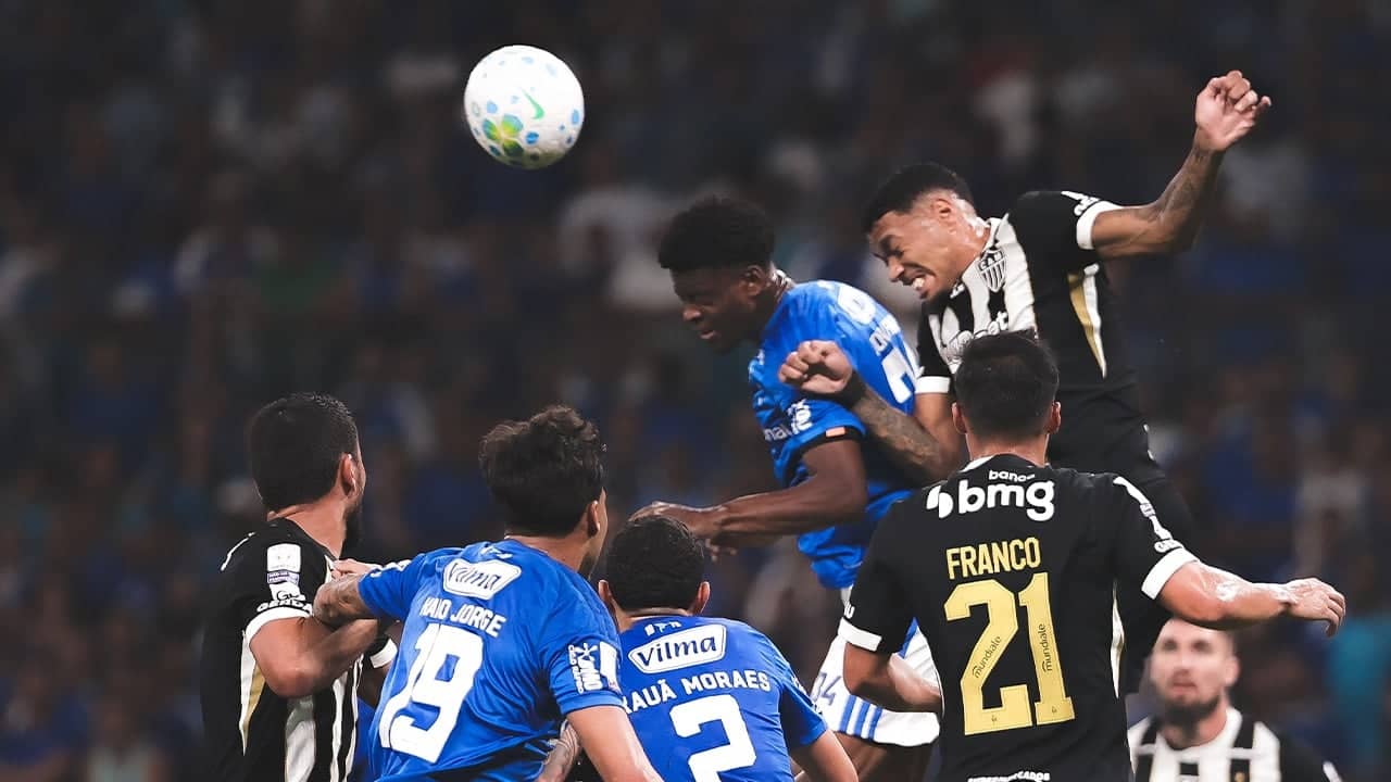 Jogadores e preparador do Cruzeiro serão julgados pelo STJD por ocorrências no clássico