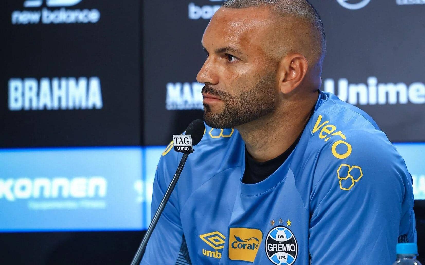 Ancelotti surpreende e chama Weverton para Copa