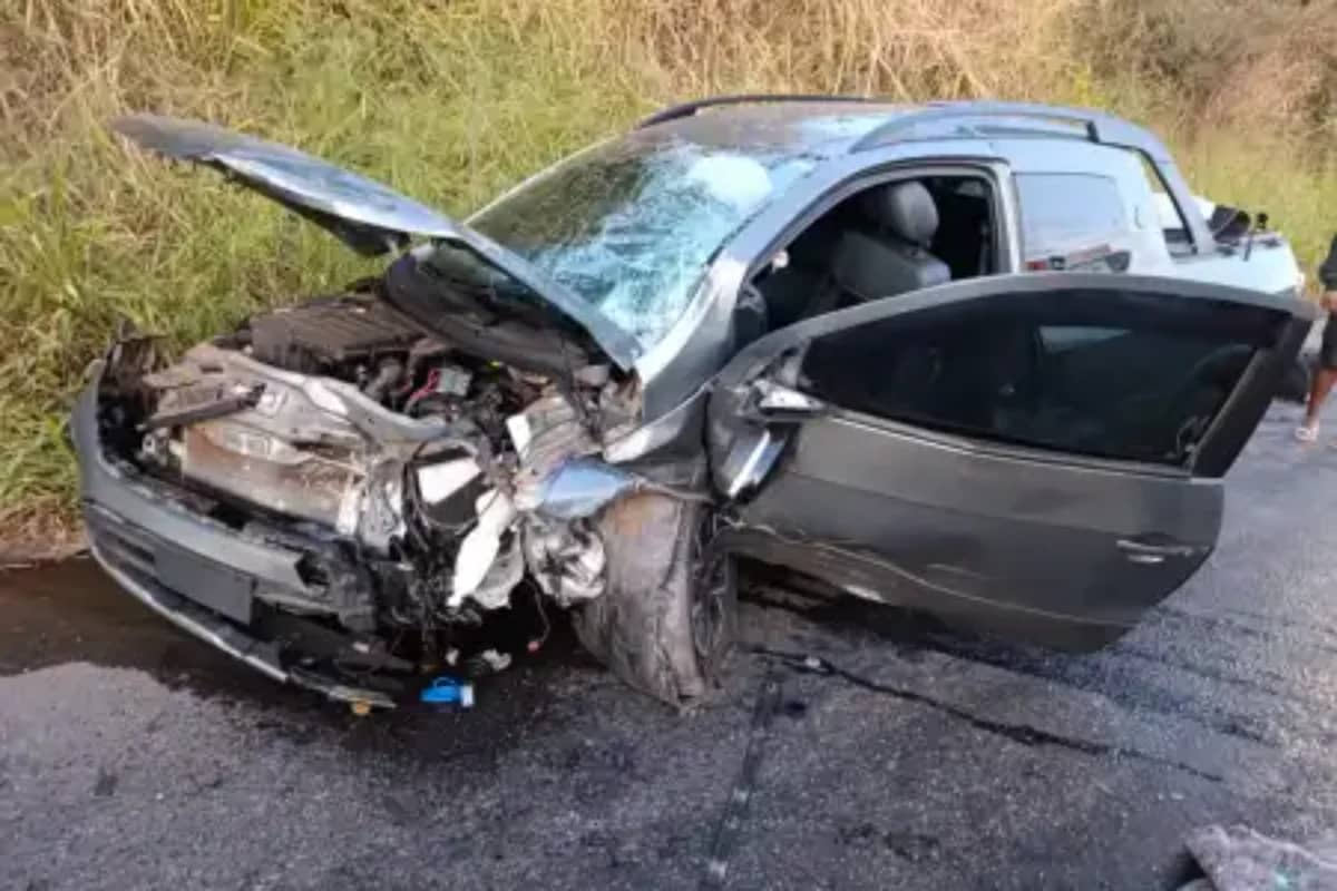 Acidente na BR-381, na Grande BH, deixa dois feridos graves