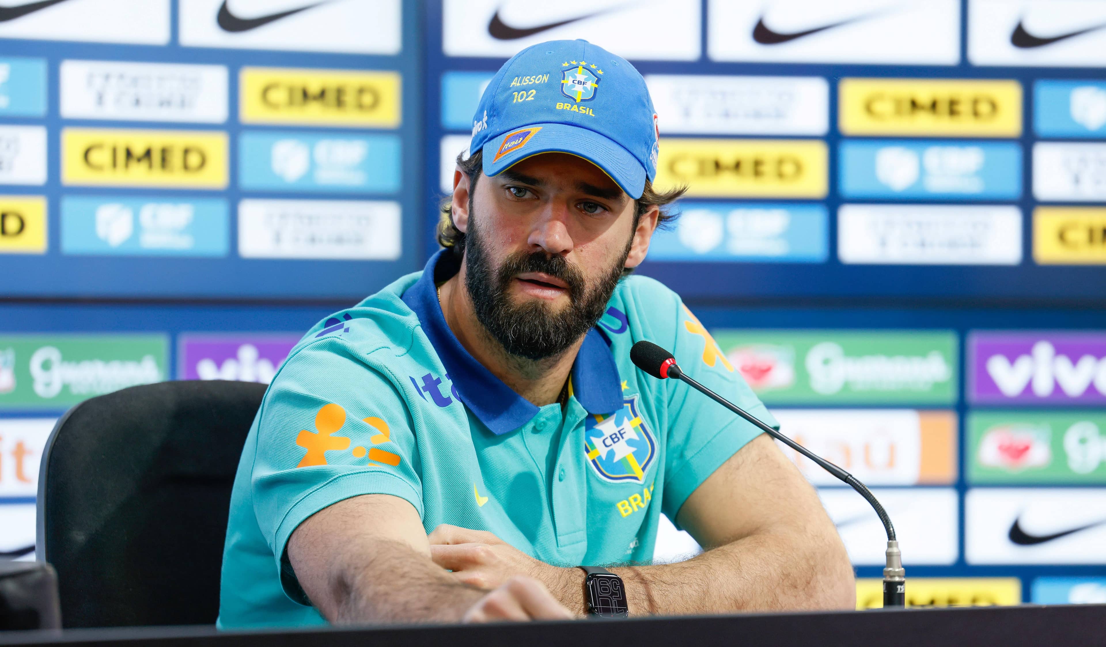 Alisson vê vantagem no Brasil chegar questionado à Copa