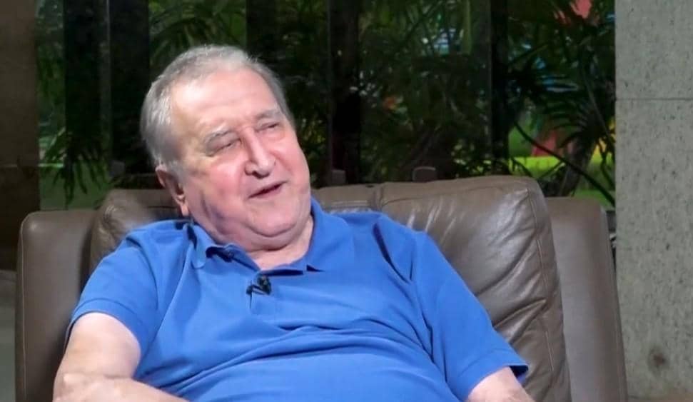 Parreira segue na UTI sem previsão de alta