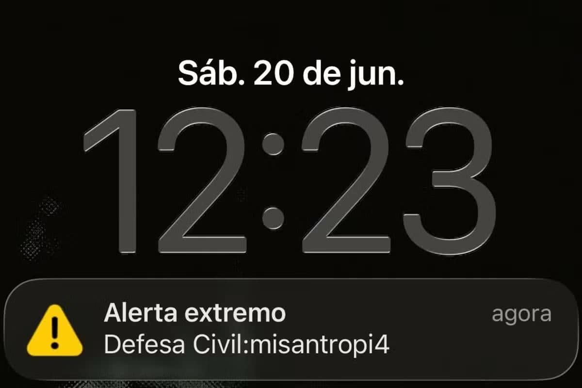 PF vai investigar ataque hacker que enviou mensagem para celulares do país