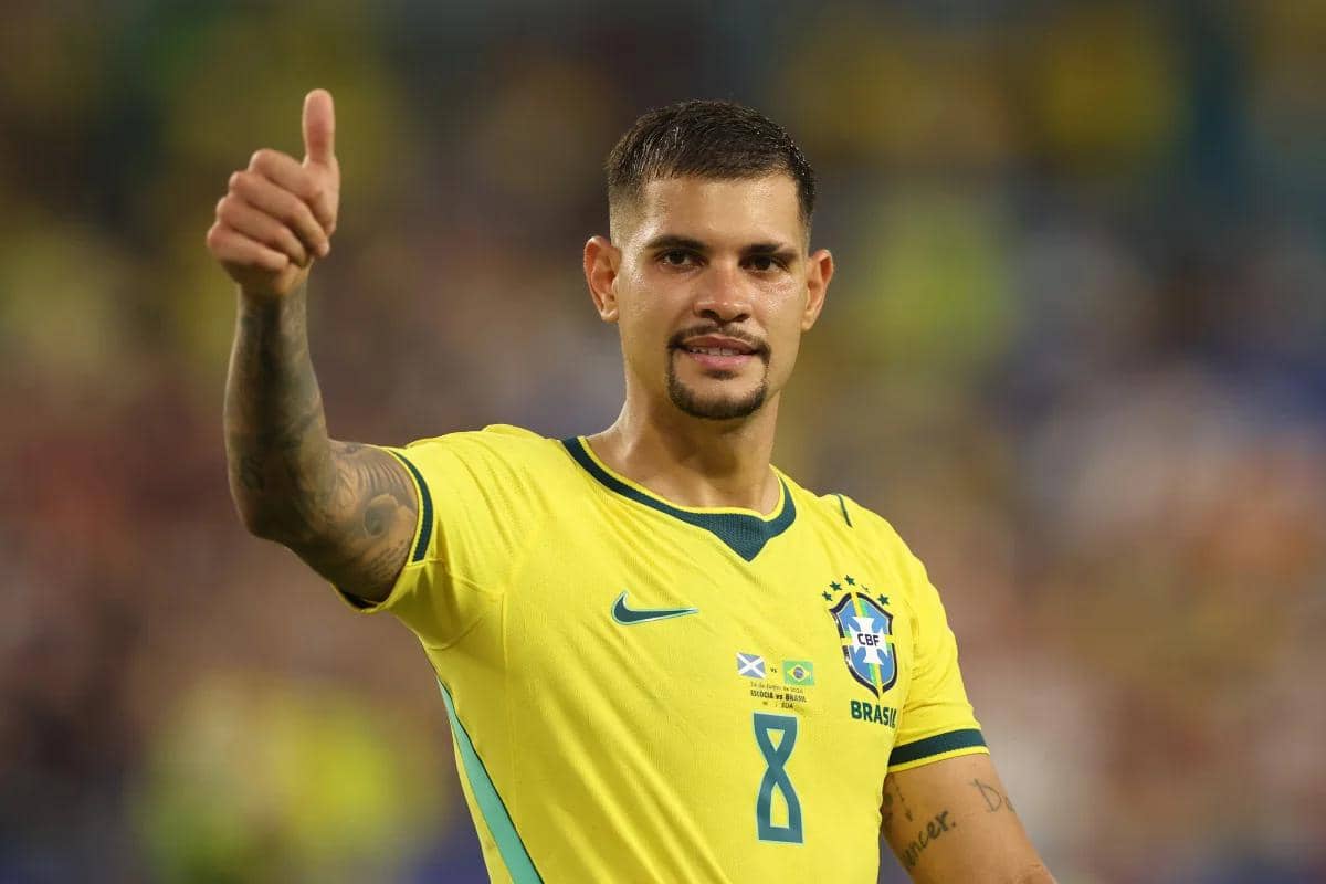Bruno Guimarães já correu 44,5 km durante a Copa
