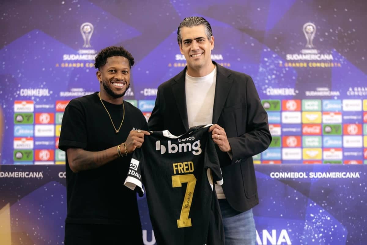 Fred lamenta saída precoce do Atlético