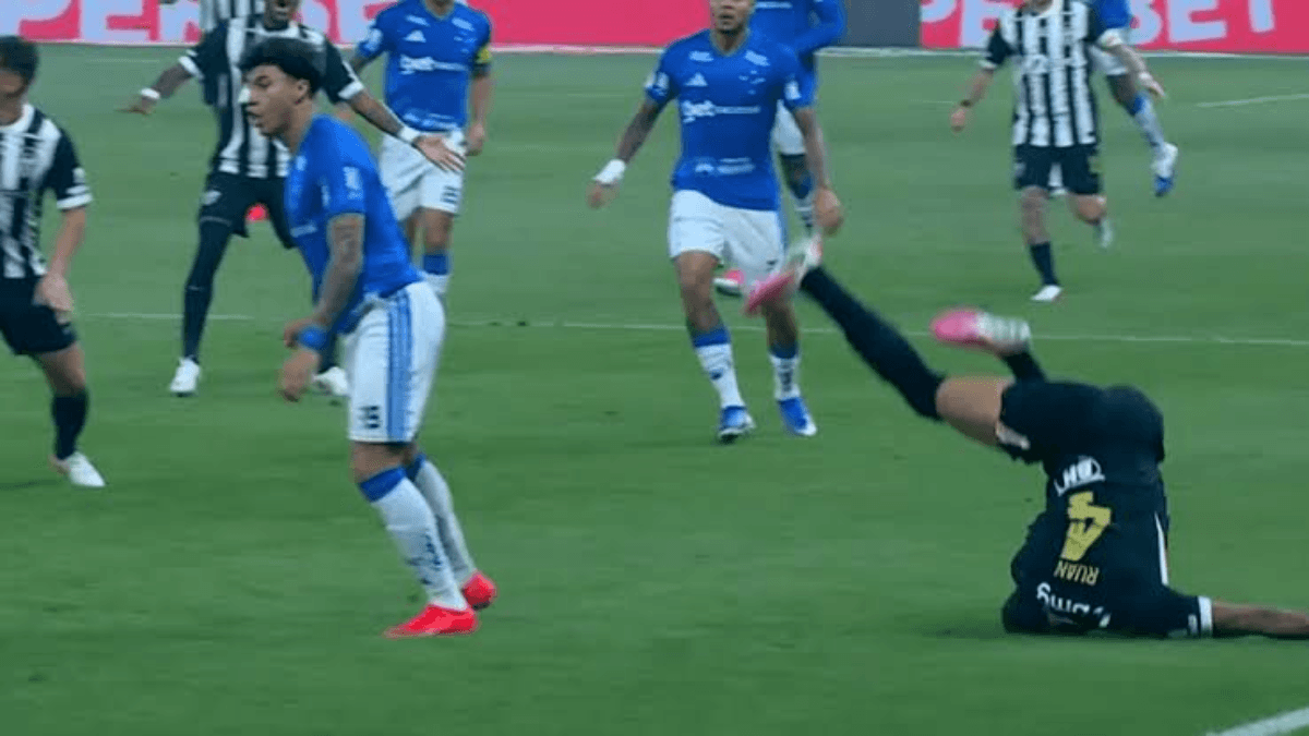 Médico do Atlético detalha chances de Ruan Tressoldi jogar clássico