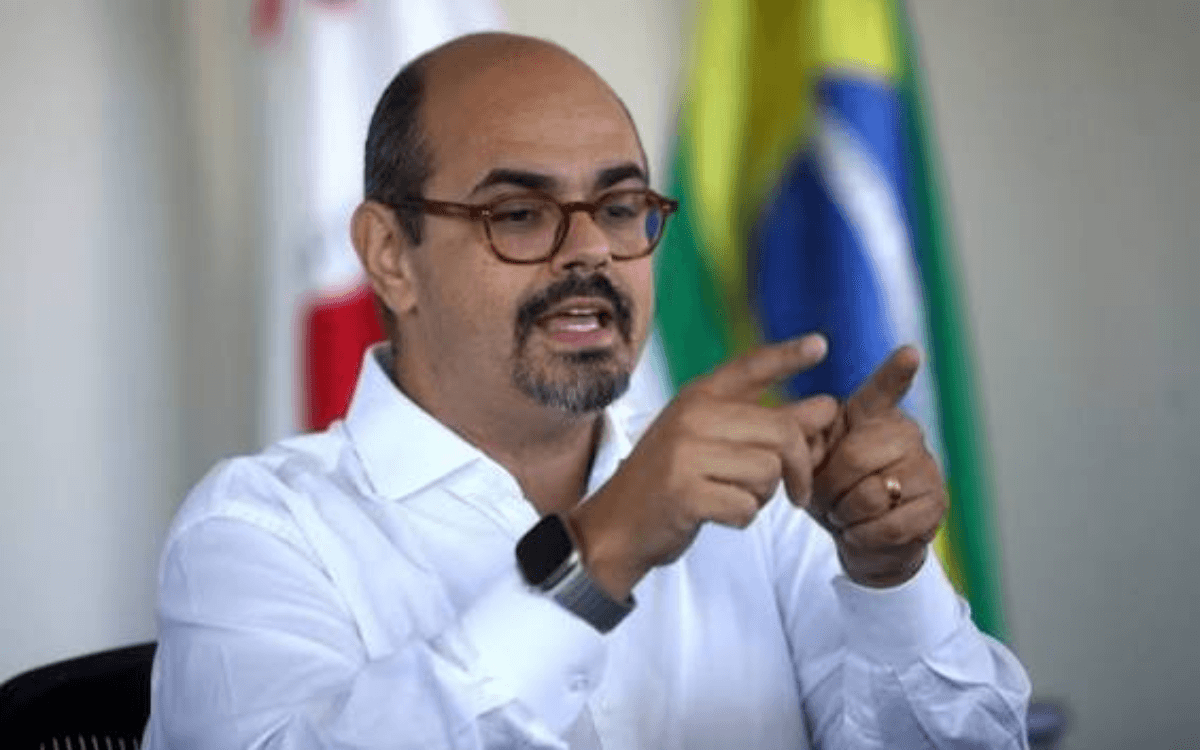 Debate: Simões cobra governo federal por demora em resposta sobre dívida de MG