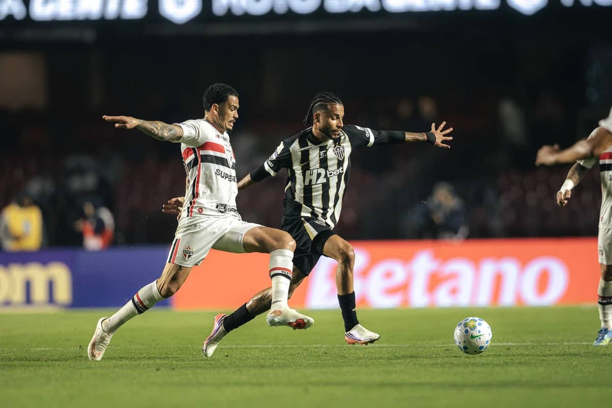 Atlético perde para o São Paulo e vê invencibilidade de 14 jogos chegar ao fim
