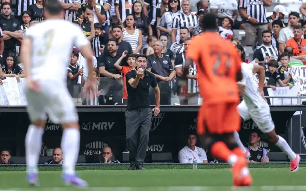 Barba celebra gol de Cassierra e pede paciência com Alan Minda