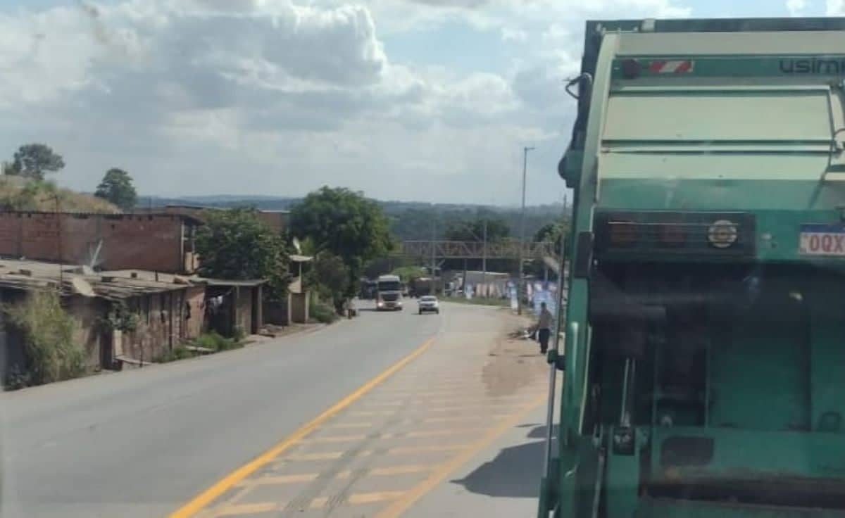 Acidente deixa BR-381 com congestionamento intenso na Grande BH