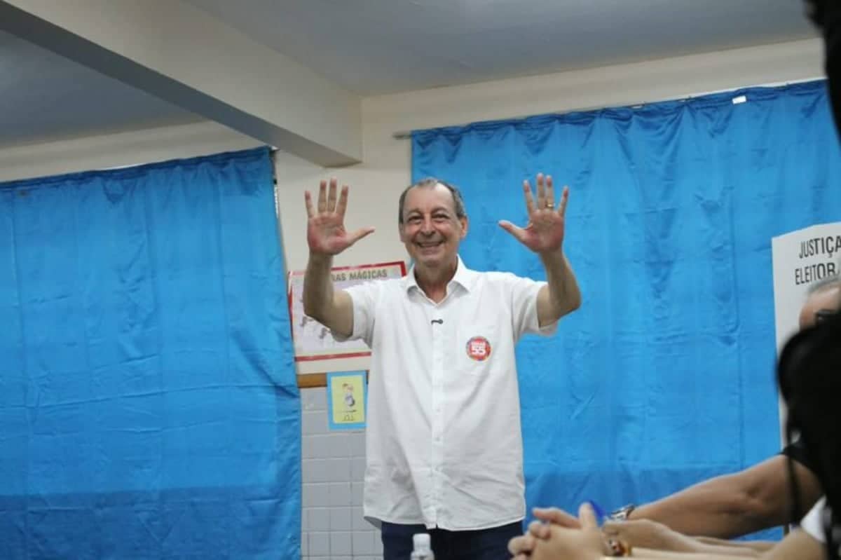 Omar Aziz (PSD) vence no AM e retorna ao governo após passagem pelo Senado