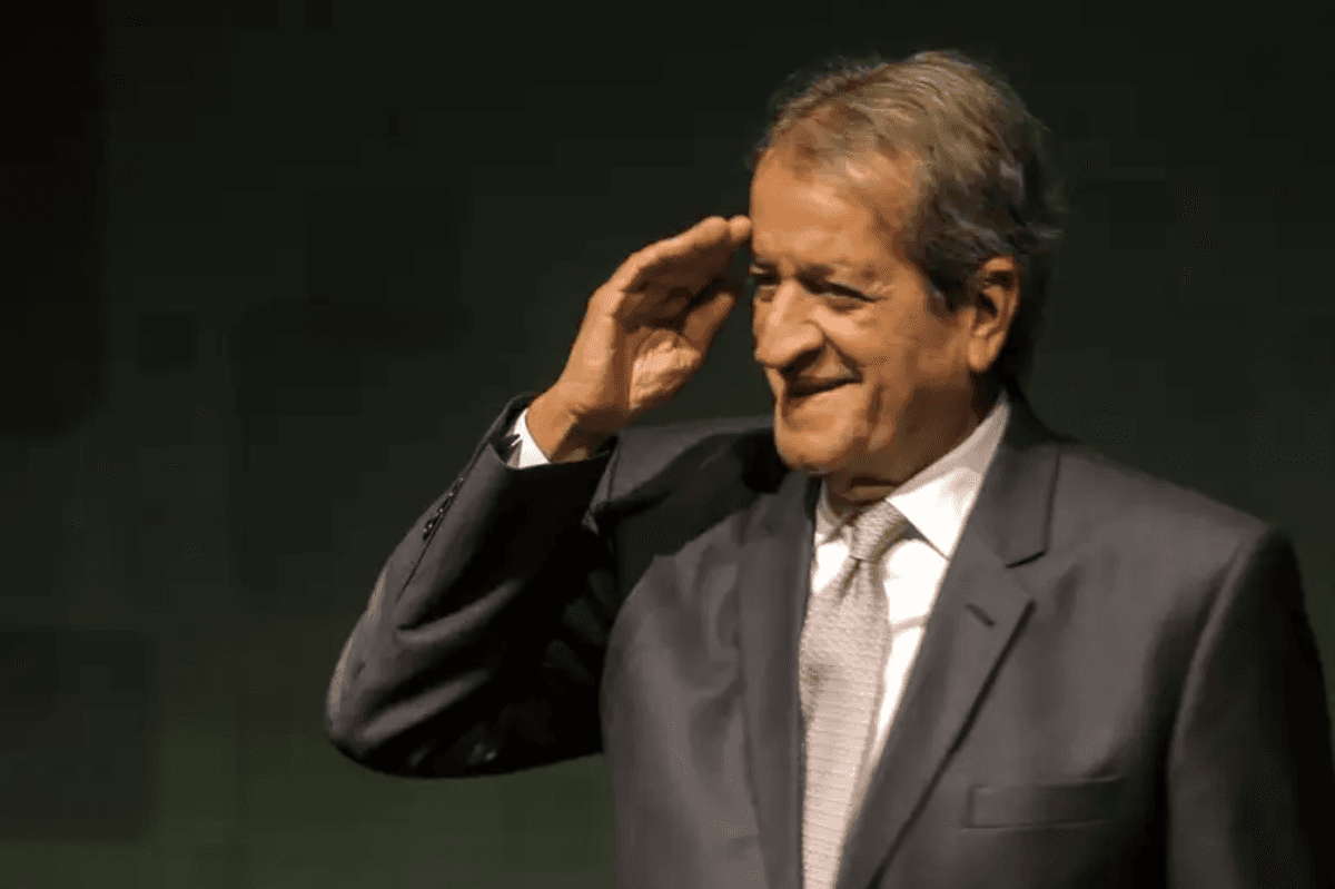 Valdemar diz que Flávio se despediu do pai antes de fuga, mas depois muda versão