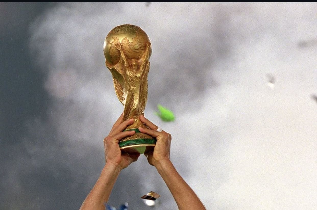 Ancelotti garante Danilo na Copa do Mundo