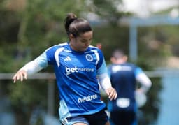 Millene Fernandes passa por cirurgia no joelho