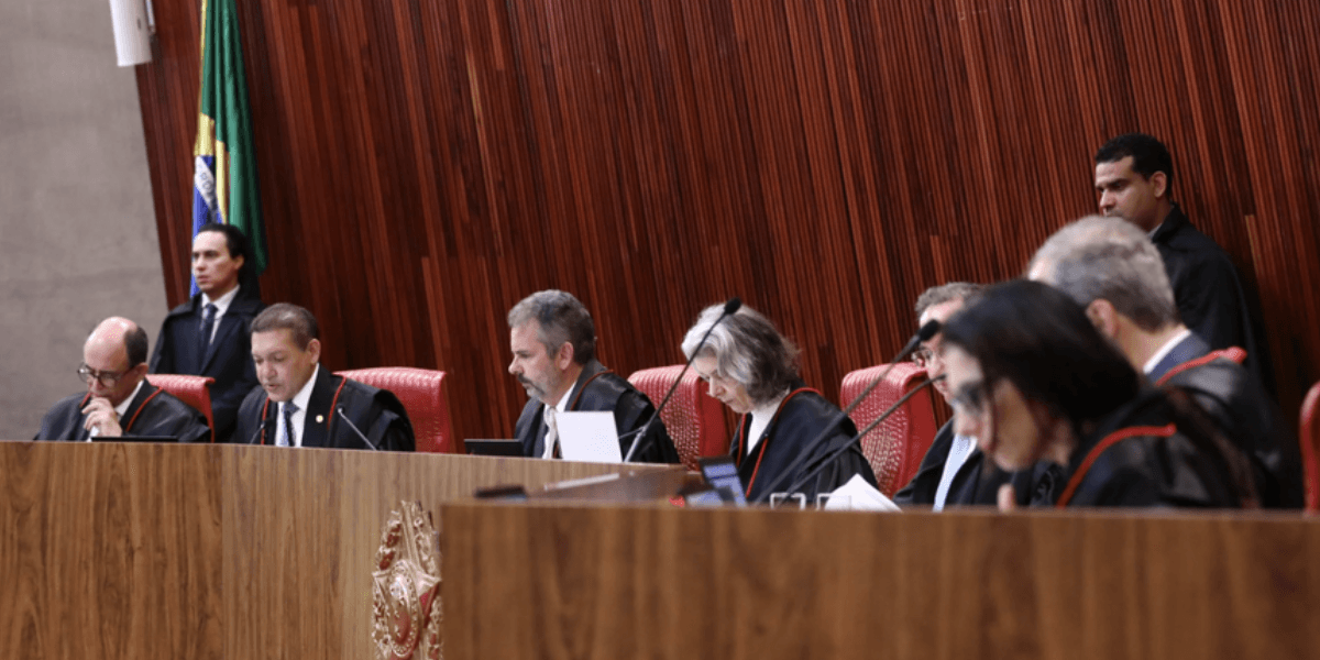 TSE aprova regras para uso de IA nas eleições de 2026