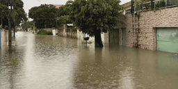 Chuvas intensas no Grande Recife causam alagamentos e mortes