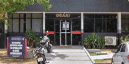 AM: Adolescente espanca ex-namorada enquanto vítima dormia