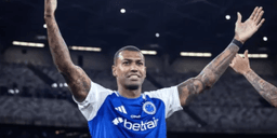 Walace é cortado do Cruzeiro após críticas a colegas