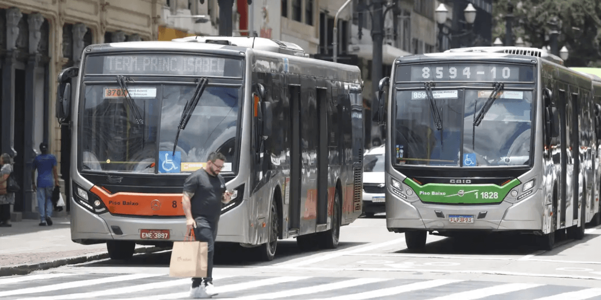 Ônibus do transporte público - Foto: Paulo Pinto/Agência Brasil