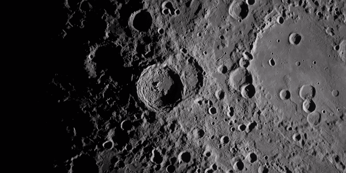 Nasa divulga primeiras imagens feitas do lado 'oculto' da Lua