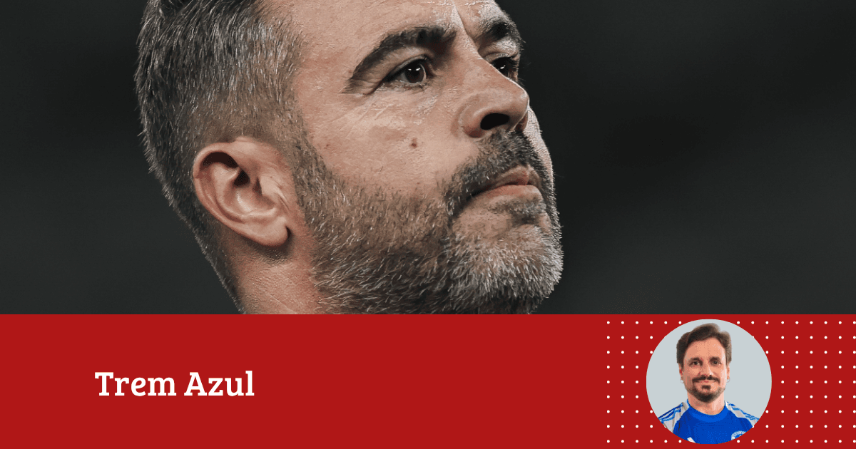 Frank Martins: ''Como é bom ter um time treinado pelo treinador, e não pelo filho dele''