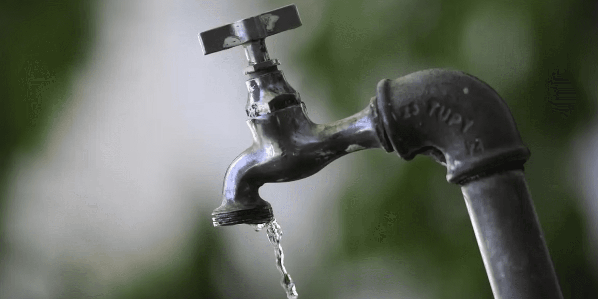 Imagem ilustrativa de torneira com água - Foto: Pedro França / Agência Senado