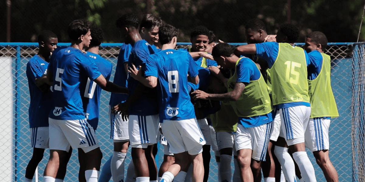 O Cruzeiro venceu o Atlético em clássico agitado na Toca da Raposa I - Foto: Gustavo Martins/ Cruzeiro