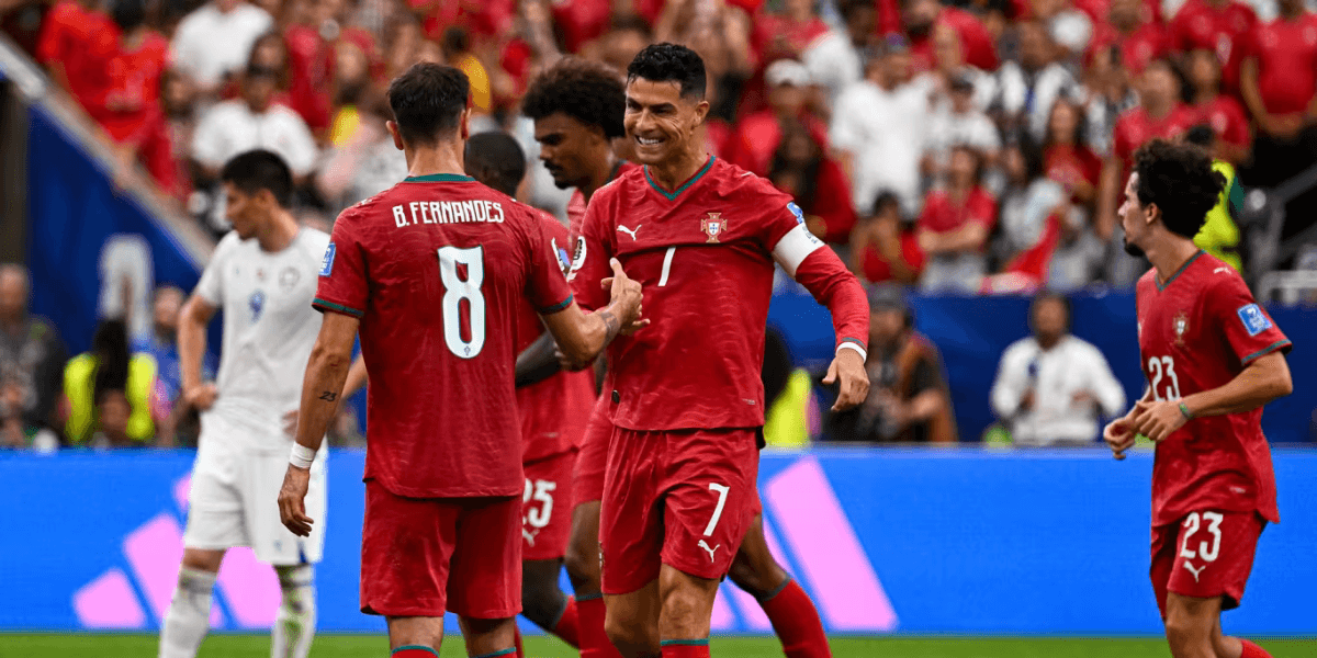 Cristiano Ronaldo reage aos gols por Portugal contra Uzbequistão • Divulgação/Fifa