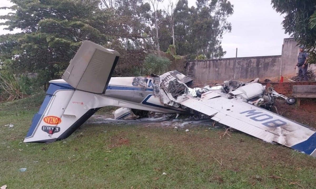 Queda de bimotor em Marília © Defesa Civil/Divulgação