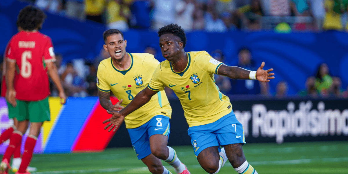 Vinicius Júnior em jogo da Seleção Brasileira - Créditos: Nelson Terme/ CBF