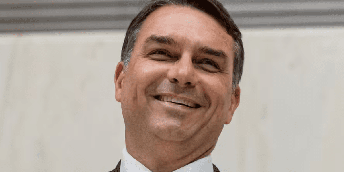 Flávio Bolsonaro - Foto: Agência Alesp 