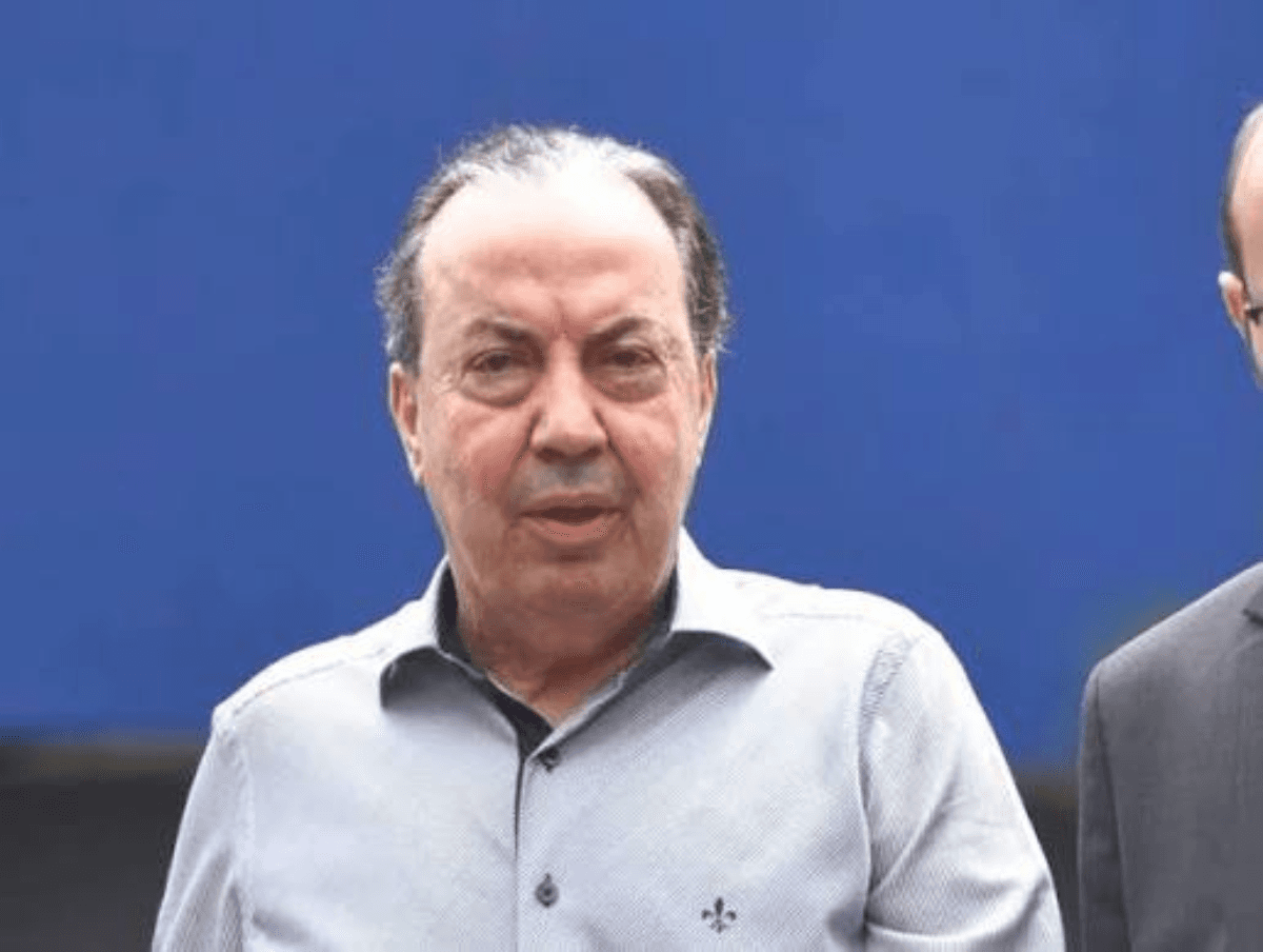 Danilo de Castro atua no "resgate" de prefeitos para campanha de Simões