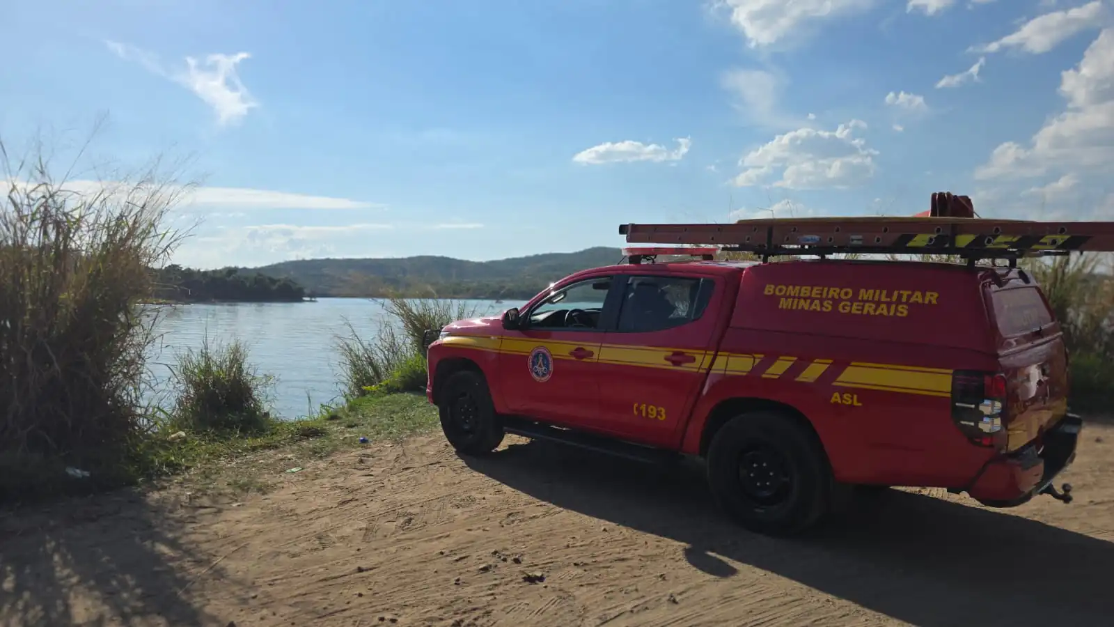 Meninas de 7 e 9 anos são reanimadas após se afogarem na Lagoa Várzea das Flores, na Grande BH - Foto: Divulgação/CBMMG