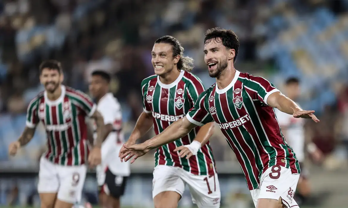 Fluminense goleia São Paulo por 6 a 0 e confirma presença na Copa Libertadores
