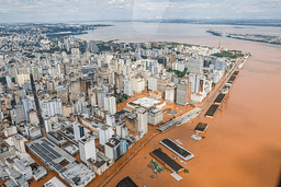 Enchentes que atingiram o Rio Grande do Sul em maio de 2024