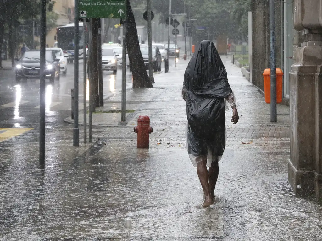 Região de BH já supera em 228% a média de chuva prevista para setembro