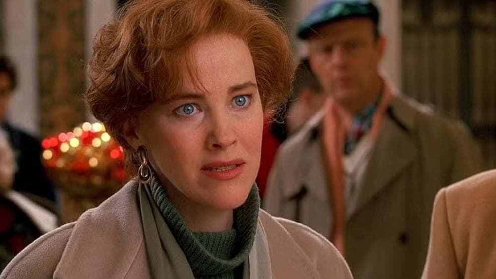 Catherine O’hara, de ‘Esqueceram de Mim’, morre aos 71 anos em Los Angeles